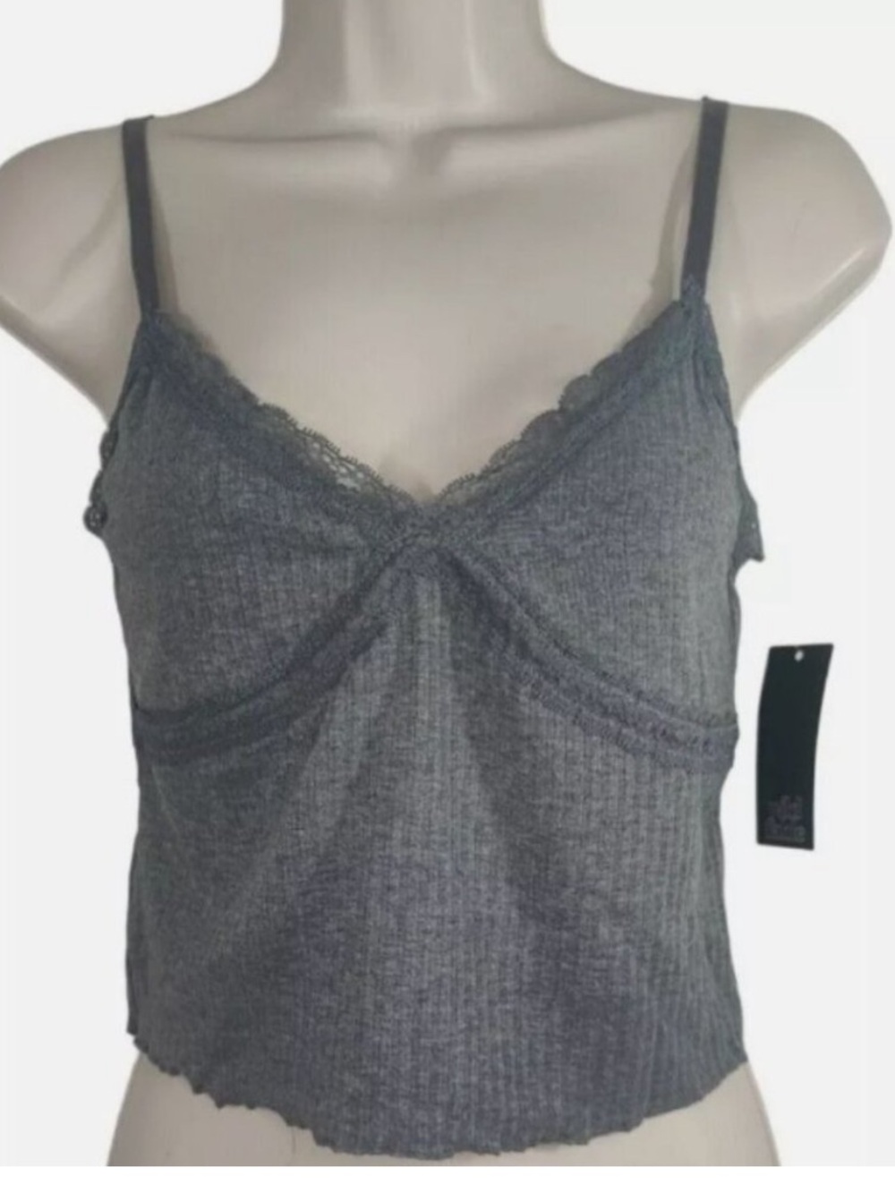 NWT Lace Trimmed Cropped Tank